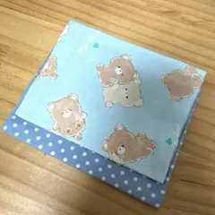 4444【2点100円、3点200円引き】クマ柄移動ポケット