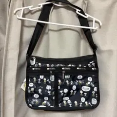 レスポートサック ピーナッツ　スヌーピー ショルダーバッグ　黒　総柄　新品のサムネイル