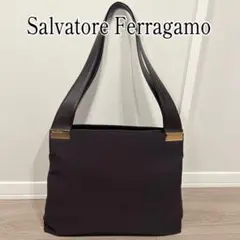 美品✨Salvatore Ferragamo ナイロン レザーショルダーバッグのサムネイル