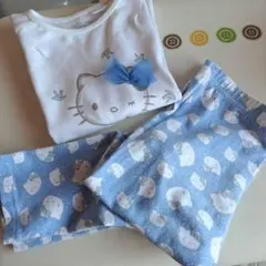 ZARA　パジャマ 98 ハローキティ　水色のサムネイル