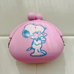 スヌーピー シリコンポーチ 2023年製