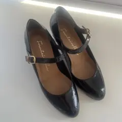 【美品】Fountain Blue エナメルパンプス ブラック 23.5cmのサムネイル
