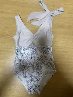 ［値下げ］花柄ワンピース水着（女の子用） 95
