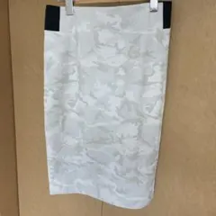 迷彩柄タイトスカート ホワイト/ブラック