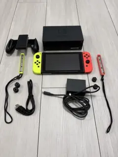 Nintendo Switch ネオンイエロー/レッド 本体