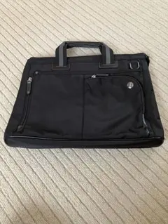 ブラック ナイロン ビジネスバッグ