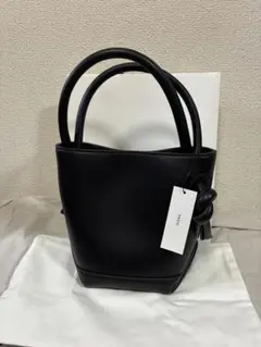 白砂様vasic 黒パティミニ ブラック ハンドバッグ patti mini 白砂様vasic 黒パティミニ ブラック ハンドバッグ patti mini - メルカリ