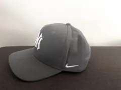 日本未発売モデル NIKE×NEW YORK YANKEES GRAY