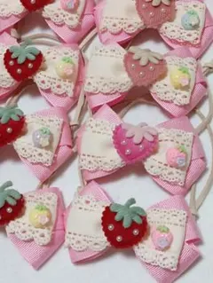 トリミングチョーカーWいちごモチーフ リボン10本 セット498