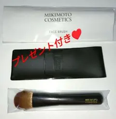 MIKIMOTO COSMETICS フェイスブラシ 専用ケース付きのサムネイル