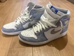 Nike Air Jordan 1 ハイパーロイヤル