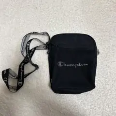 Champion ブラック ショルダーバッグ