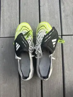 adidas Predator サッカーシューズ ホワイト/イエロー/ブラック