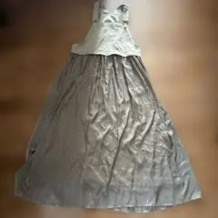 サロペットワンピース