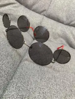 ミッキー型サングラス ブラックレンズ