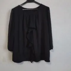 袖シースルー　胸元フリルデザイン黒七分袖ブラウス