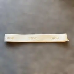 【新品】　Dior ロゴ入り　アイボリー　リボン 正規品