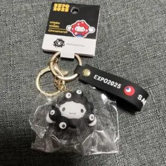 黒ミャクミャク　サンリオ　シナモロール　キーホルダー