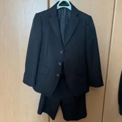 男児120フォーマル　黒のジャケットとショートパンツセット