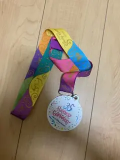 東京ディズニーリゾート 35周年 ストラップハピエストサプライズ 非売品