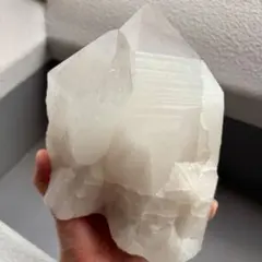 【巨大1kg超】インド マニカラン産 ヒマラヤ 水晶クラスター 原石 1007g 巨大1kg超】23,000▷18,000マニカラン産 ヒマラヤ水晶 1007g - メルカリ