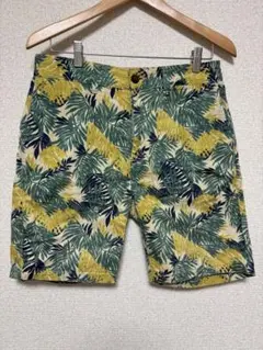 Urban Research ボタニカル柄 ショートパンツ Lのサムネイル
