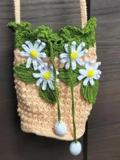 花刺繍のスマホショルダーバッグ