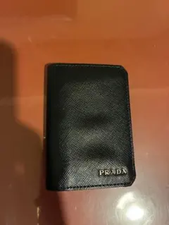 プラダ　名刺入れ