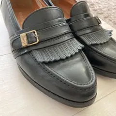 Yves Saint Laurent ブラックローファーのサムネイル