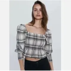 ZARA ザラ チェック柄パフスリーブクロップドトップス