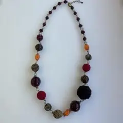 ネックレス　ハンドメイド　赤茶系
