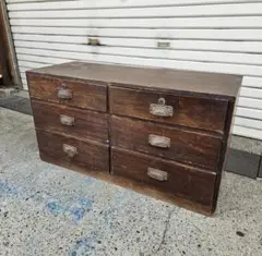 日本のアンティーク 古い木の箪笥 抽斗 6杯 引出し チェスト 飾り棚 木製