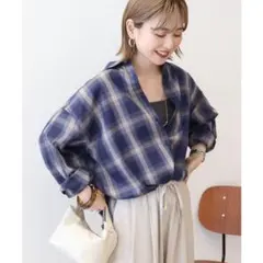 ネイビー系チェック オーバーサイズシャツのサムネイル