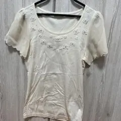 プライムパターン　フラワー刺繍 パール装飾 半袖カットソー ホワイトのサムネイル