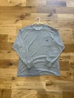 THE NORTH FACE グレー 長袖Tシャツ　Tシャツ　ノースフェイス