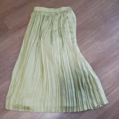 ★NATURAL BEAUTY プリーツスカート XS ライトイエロー。