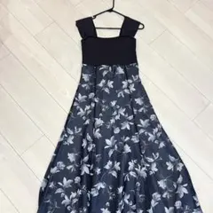 美品　ロングワンピース S