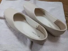 Honeys やわラクはっ水スクエアパンプス