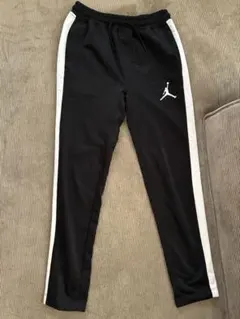 NIKE Jordan パンツ 黒M 140-150 スウェット　長ズボン