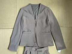 セットアップ　スーツ　ノーカラージャケット　テーパードパンツ