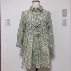 値下げしました　コムシコムサ　花柄　　ロングシャツ　ブラウスのサムネイル