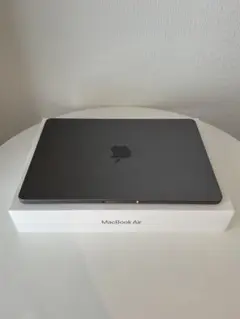 M3チップ搭載13インチMacBook Air - スペースグレイ