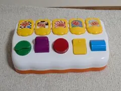 アンパンマン 知育玩具 ポップアップトイのサムネイル