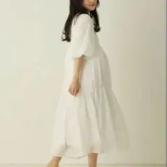 honono バルーンスリーブワンピース ホワイト　マタニティ