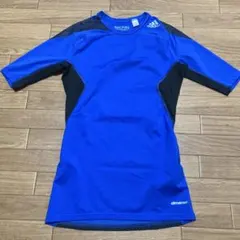 adidas techfit コンプレッションシャツ 青/黒