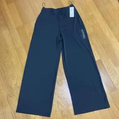 新品　ユニクロ クレープジャージーストレートパンツL『丈長め』ブラック