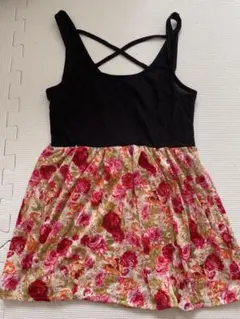 bye bye バイバイ　花柄　キャミ　キャミソール　黒　ブラック　ギャル