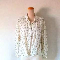 earth music&ecology　花柄ホワイト長袖シャツ