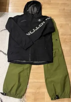 BURTON スノーボードウェア セット　上下