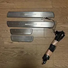 AMG ドアシルプレート メルセデス・ベンツ Eクラス (W210) AMG ドアシルプレート メルセデス・ベンツ Eクラス (W210) - メルカリ